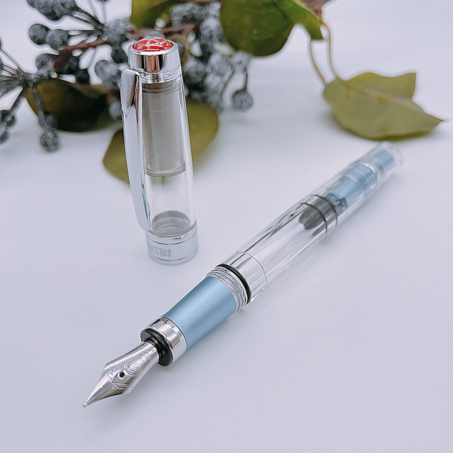 TWSBI DIAMOND 580 AL Iceberg（ツイスビー ダイヤモンド 580 AL アイスバーグ）