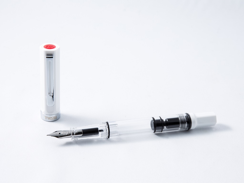 TWSBI ECO White（ツイスビー エコ ホワイト）